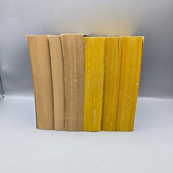 Robert Ludlum Thrilling action Mystery Paperback Books (Set of 6) - Picture 3 of 15